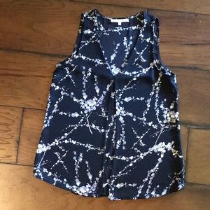 Daniel Rainn Sleeveless floral Top small overlay